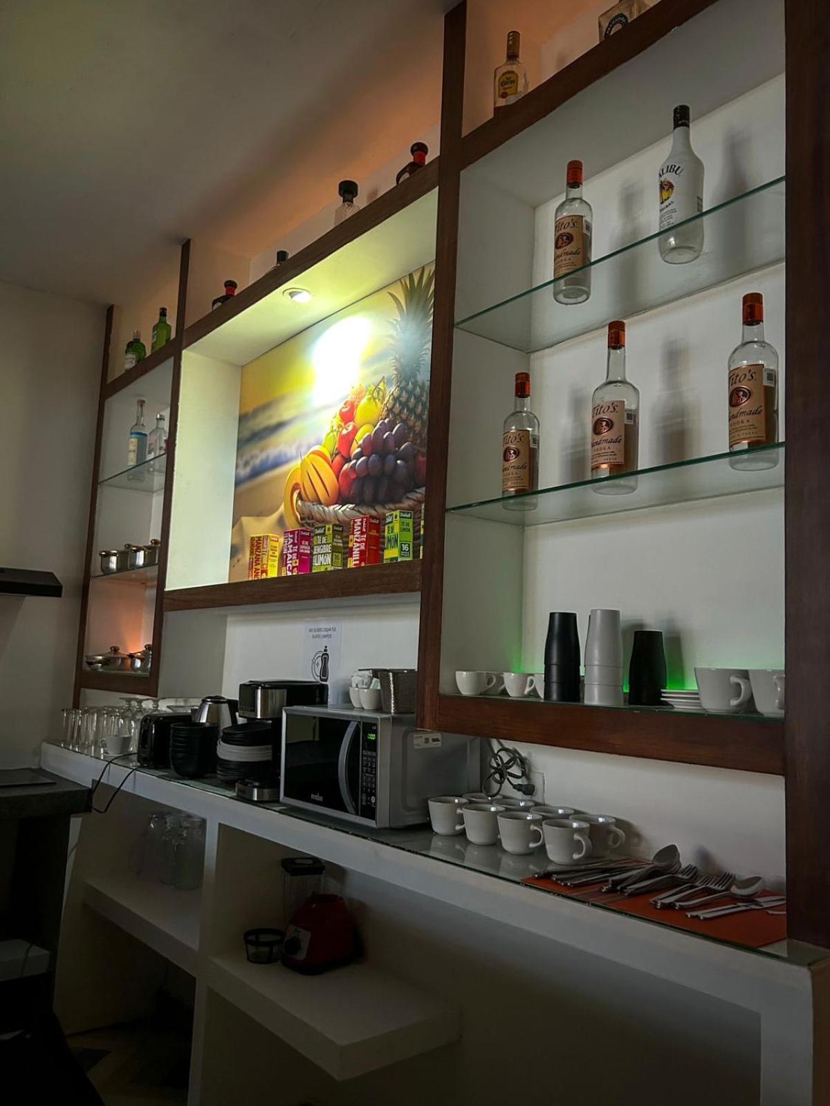 Spartacus Hostel Boutique For Men Пуэрто-Вальярта Экстерьер фото