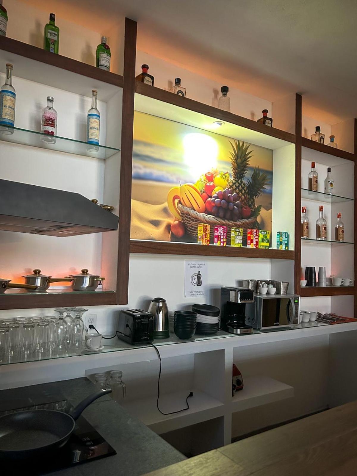 Spartacus Hostel Boutique For Men Пуэрто-Вальярта Экстерьер фото