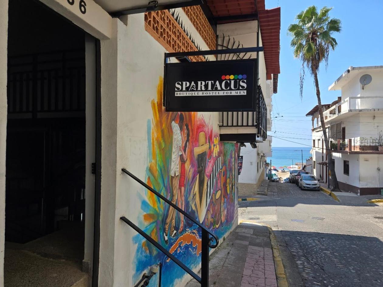Spartacus Hostel Boutique For Men Пуэрто-Вальярта Экстерьер фото