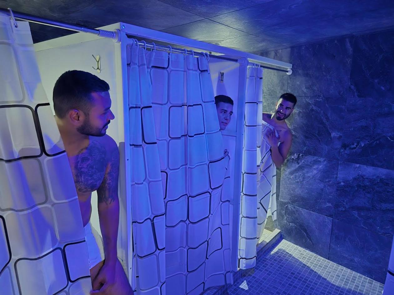 Spartacus Hostel Boutique For Men Пуэрто-Вальярта Экстерьер фото